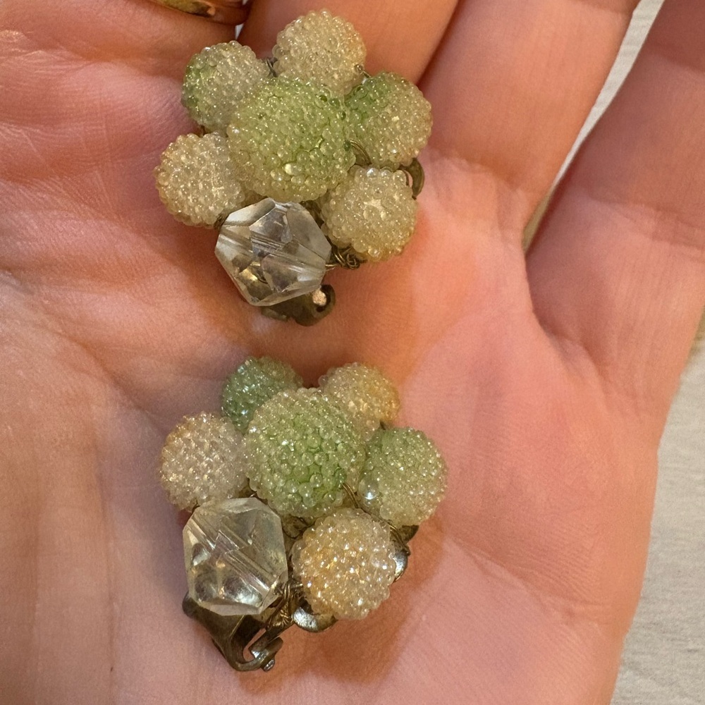 Vintage Beaded‎ clip earing